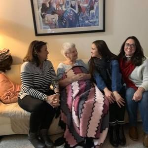 Meet your Posher, Tina